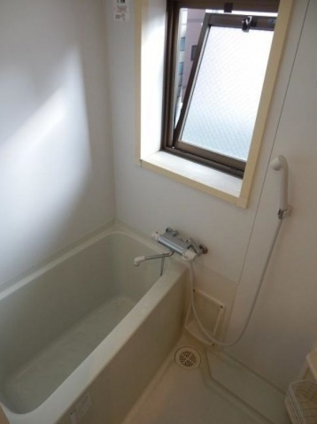 バス・シャワールーム　バスルーム