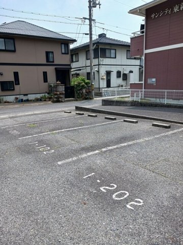 駐車場　駐車スペースもあります