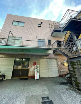 建物外観　外観は落ち着いています