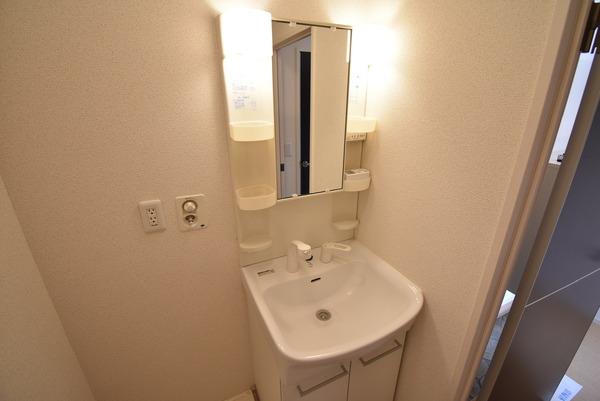 洗面設備　※同物件別室※