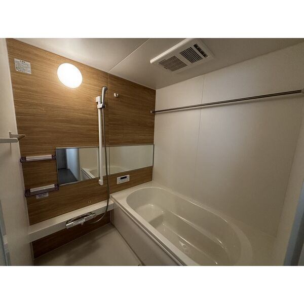 バス・シャワールーム　※同タイプ部屋の３０３号室にて撮影しております。