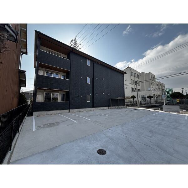 建物外観　２０２６年１月完成！