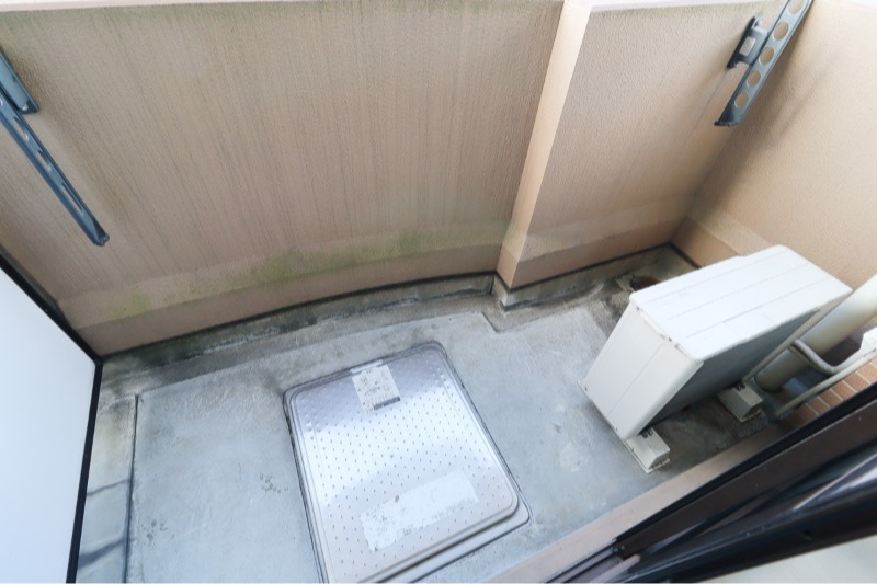 バルコニー　図面と現状に相違がある場合には現状を優先