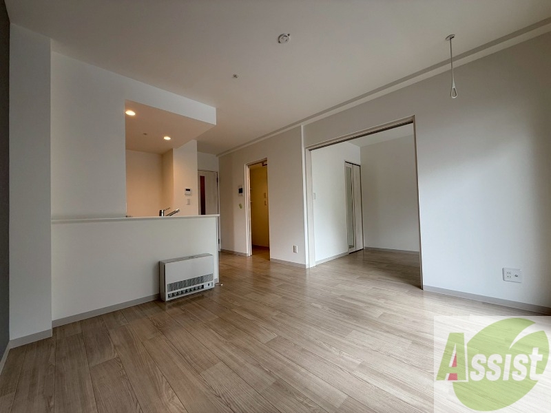 居室・リビング　広くてきれいなリビングです！快適に過ごせそうですね。