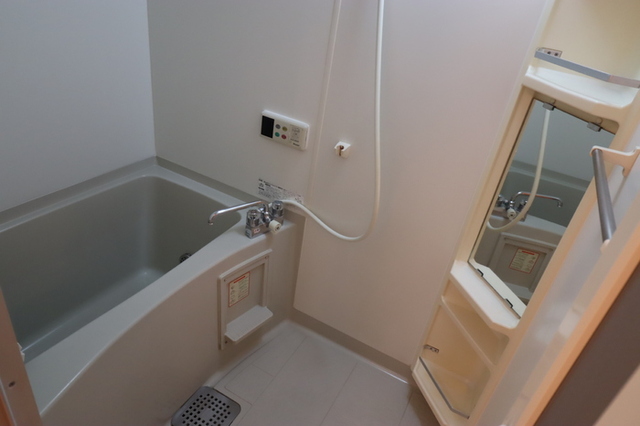 バス・シャワールーム　ユニットバス