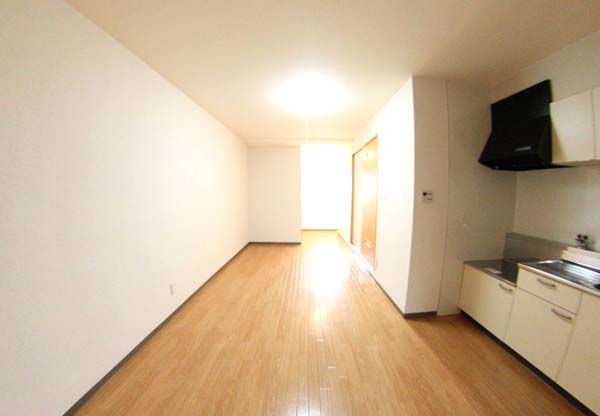 居室・リビング　こちらのリビングで趣味の時間をお楽しみください