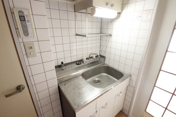 キッチン　※別部屋の写真です