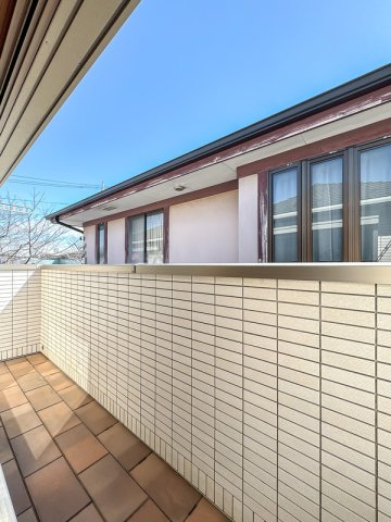 バルコニー　広々としたバルコニーです