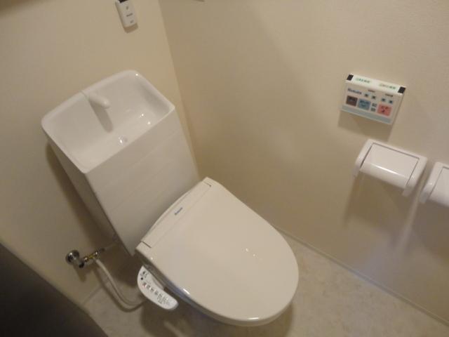 トイレ　シャワー付トイレ（イメージ）