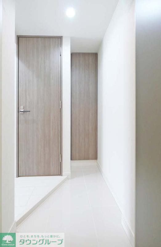 玄関　お部屋探しは株式会社　タウンハウジング　までお気軽にお問合…