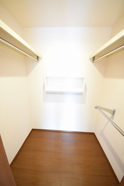 その他設備　★便利なウォークインクローゼットです★