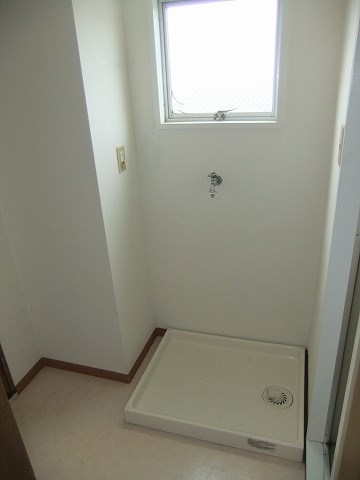 洗面設備　室内洗濯機置き場