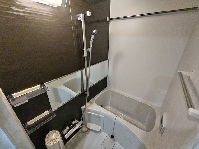 バス・シャワールーム　バスルーム