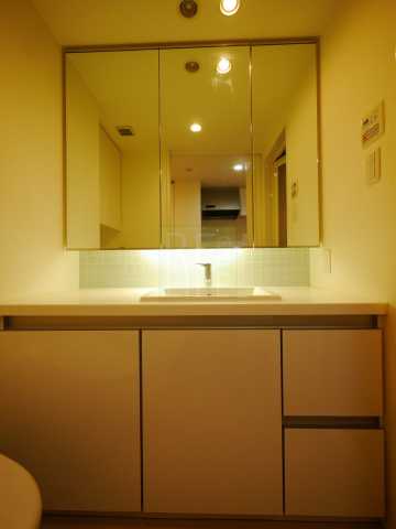 洗面設備　リエトコート元赤坂