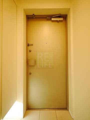 玄関　リエトコート元赤坂