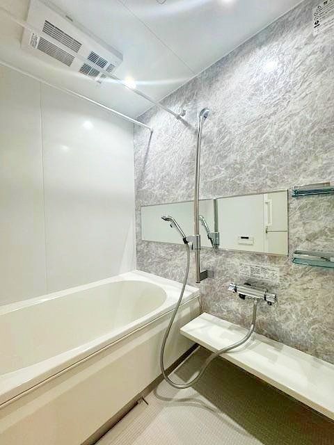 バス・シャワールーム　バルコニー