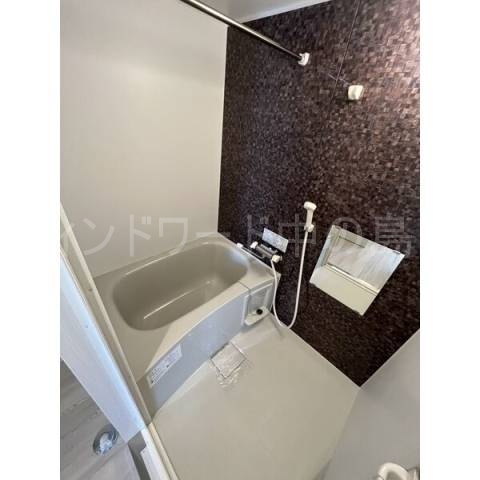 バス・シャワールーム　詳細は、ウィンドワード中の島店までご相談下さい。