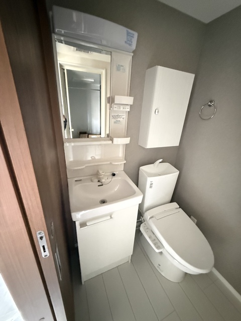 洗面設備　施工中参考