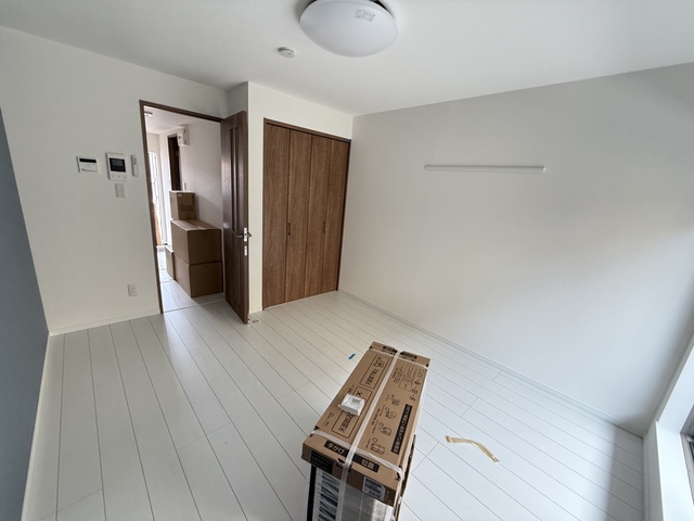 居室・リビング　施工中参考