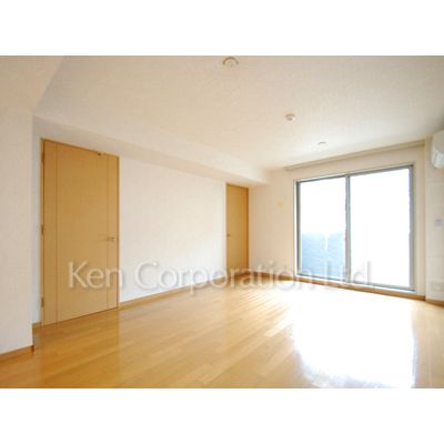 居室・リビング　同タイプ2階のお部屋を撮影。仕様が異なることがあります。