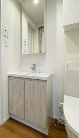 洗面設備　同仕様