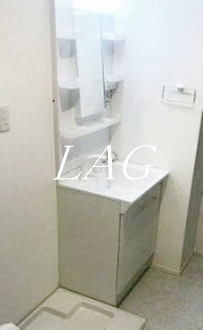 洗面設備　独立洗面台です。