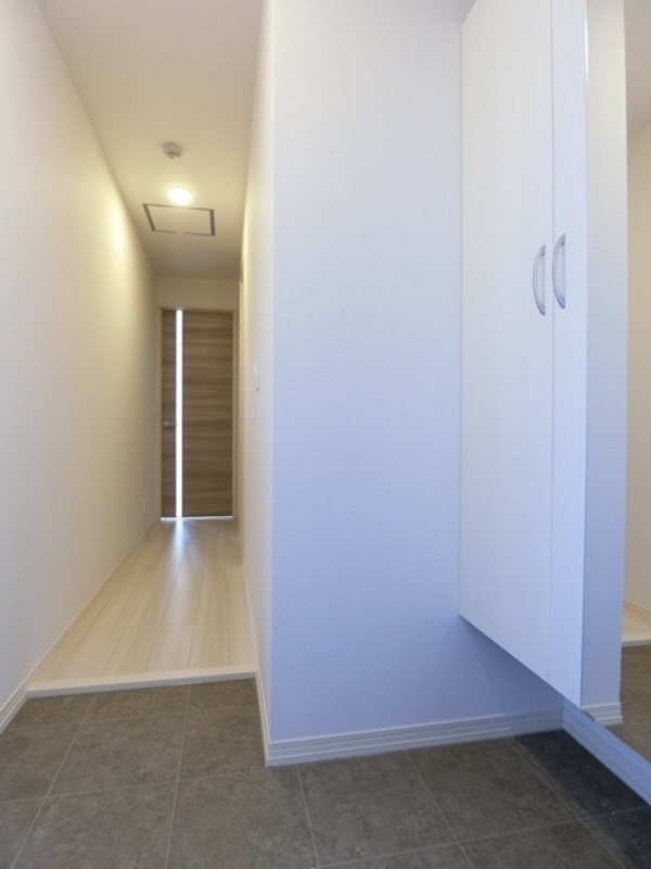 玄関　図面と現状に相違がある場合には現状を優先