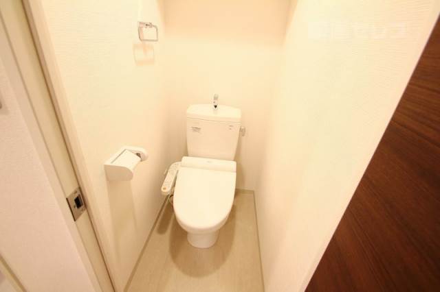 トイレ　（写真はモデルルームです）