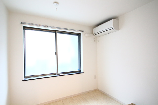 居室・リビング　落ち着いた綺麗なお部屋です♪