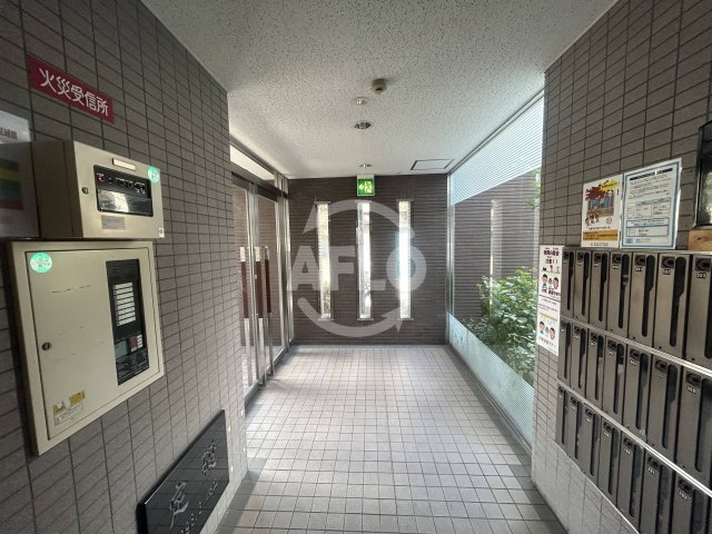 ロビー　レクシア泉尾　ロビー