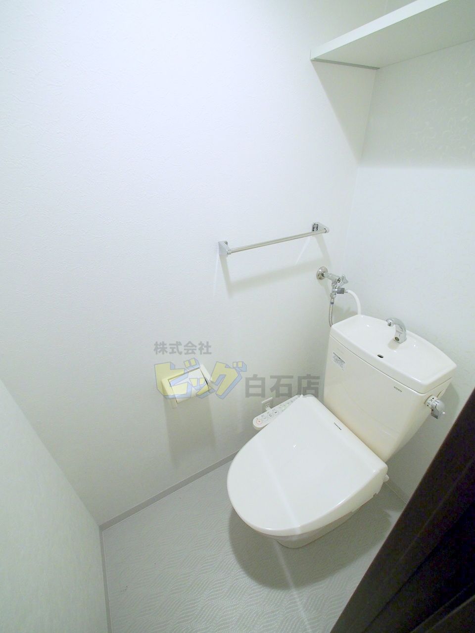 トイレ　ウォシュレット完備しています♪