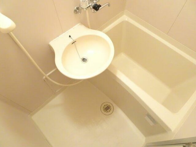 バス・シャワールーム　バスルーム