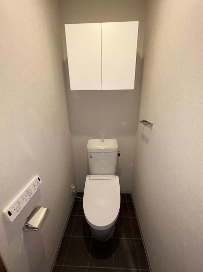 トイレ　※別部屋の参考写真です。