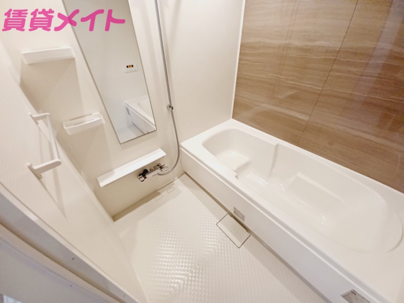 バス・シャワールーム　同タイプの画像です