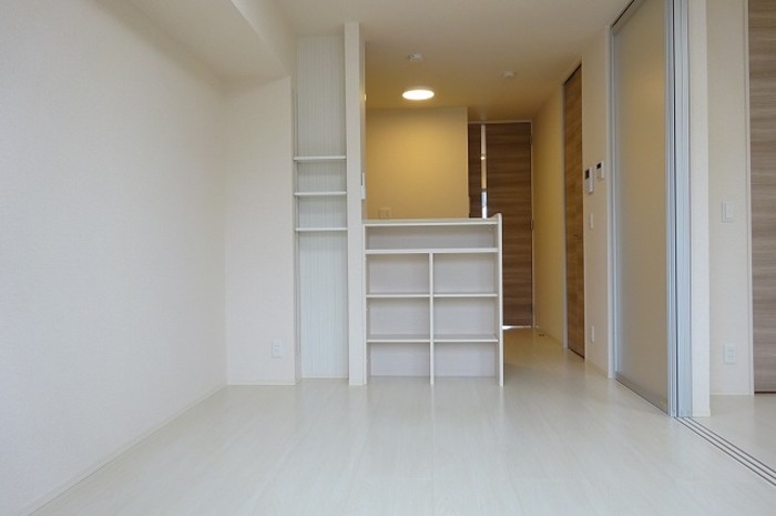 居室・リビング　リビング9.8帖（照明器具付）