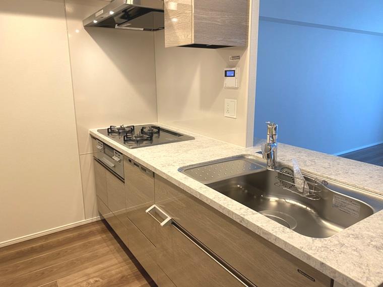 キッチン　キッチンでお料理をお楽しみください