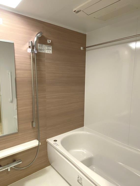 バス・シャワールーム　ゆったり過ごせるお風呂です