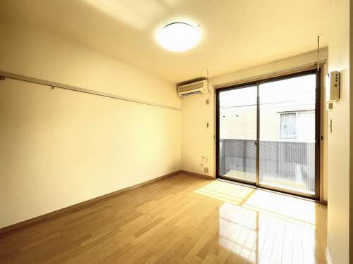 居室・リビング　洋室