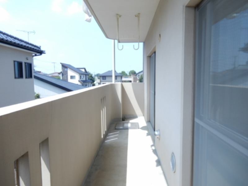 バルコニー　図面と現状に相違がある場合には現状を優先