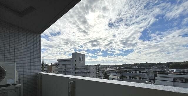 バルコニー　バルコニーです