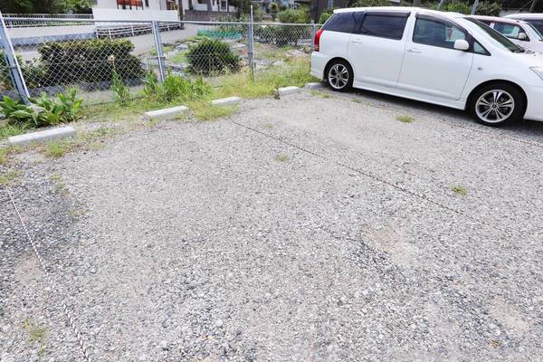 駐車場　駐車場があります