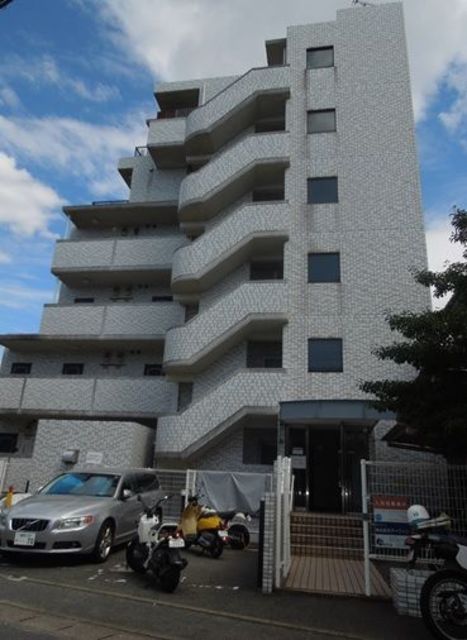 エントランス　外観