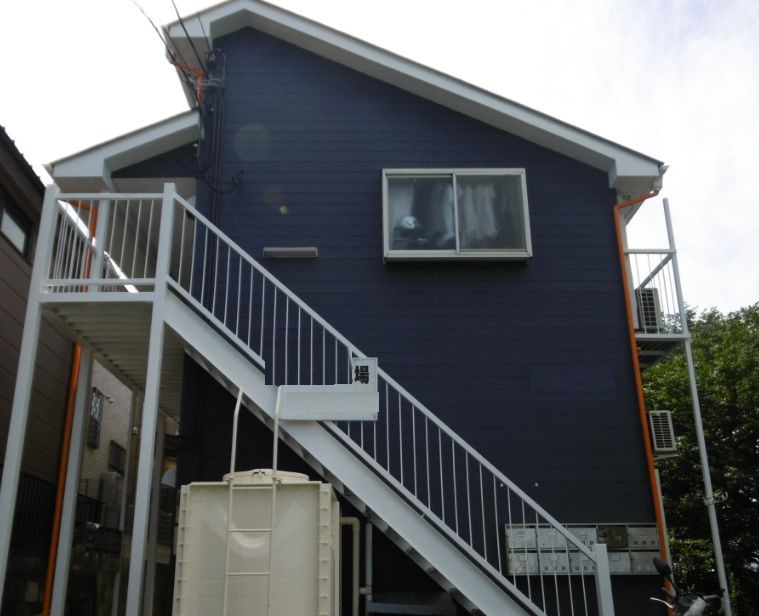 建物外観　西八王子駅徒歩11分で通勤通学に便利です。