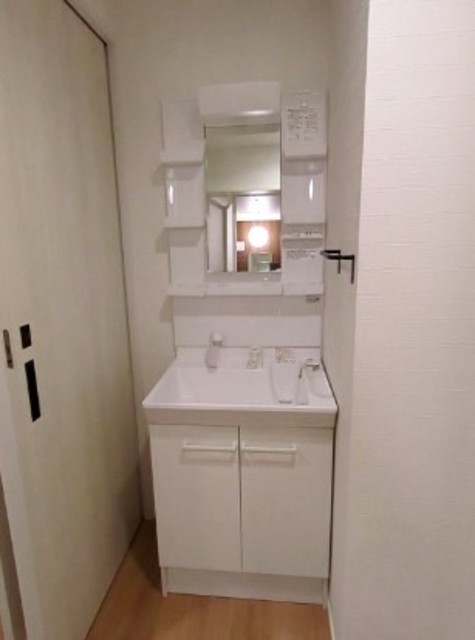 洗面設備　同仕様別部屋