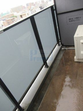 バルコニー　明るいバルコニー！