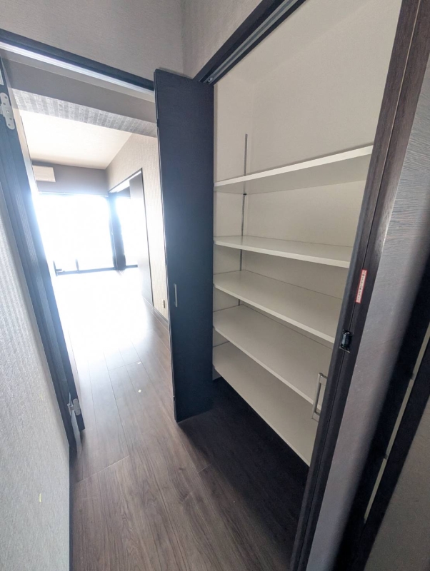 収納　他号室の写真になります。