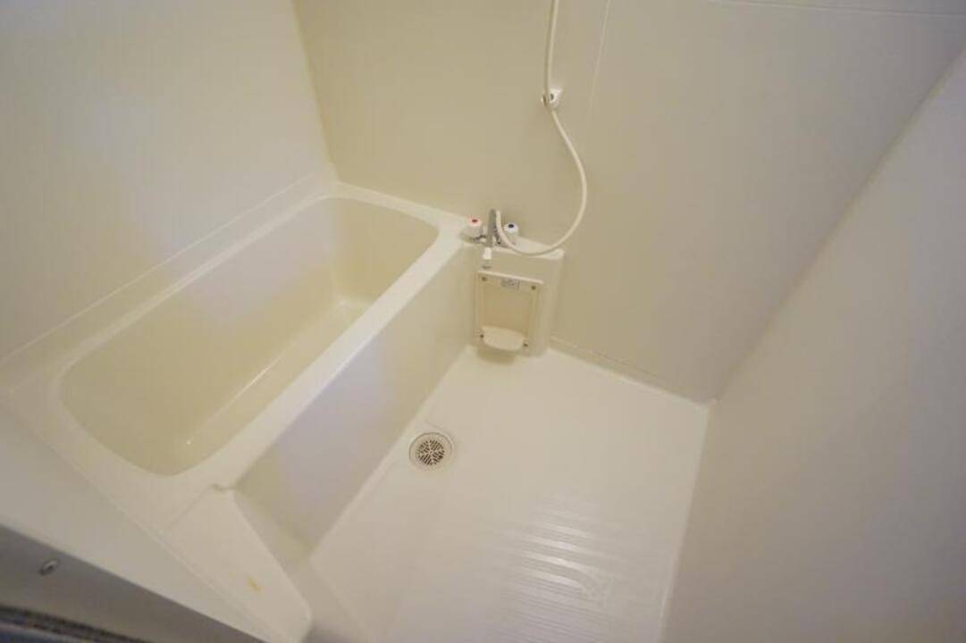 バス・シャワールーム　浴室
