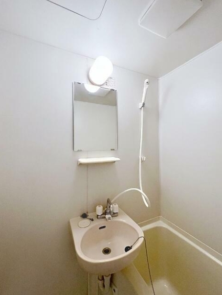 洗面設備　洗面所です