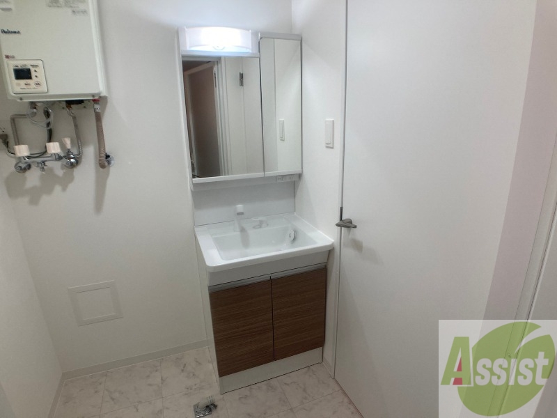 洗面設備　シャンプードレッサーで身支度もラクラクです！