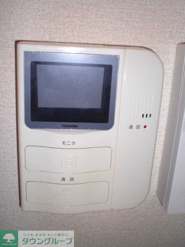 セキュリティ　モニター付インターフォンなので急な来客でも慌てません。